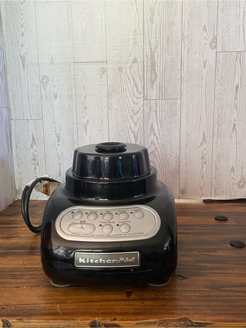 KitchenAid Black Gloss Countertop Blender Base Flaw Read
